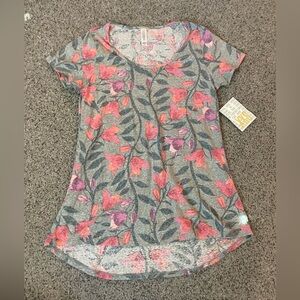 LuLaRoe Classic T-Shirt, stretchy, blouse